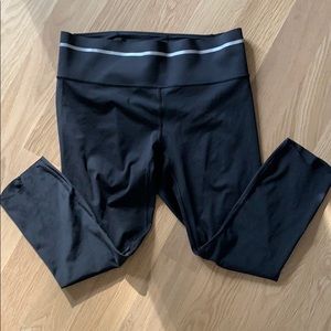 COPY - Athleta capri leggings